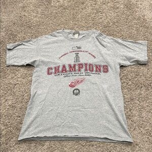 Detroit Red Wings 2002 Stanley Cup Champions T-Shirt Medium